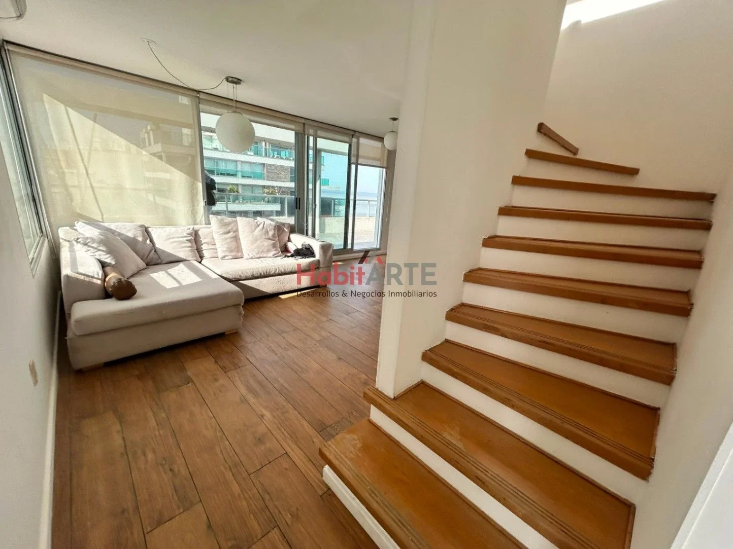 Apartamento en alquiler c/ cochera en Puerto Buceo - Imagen 4