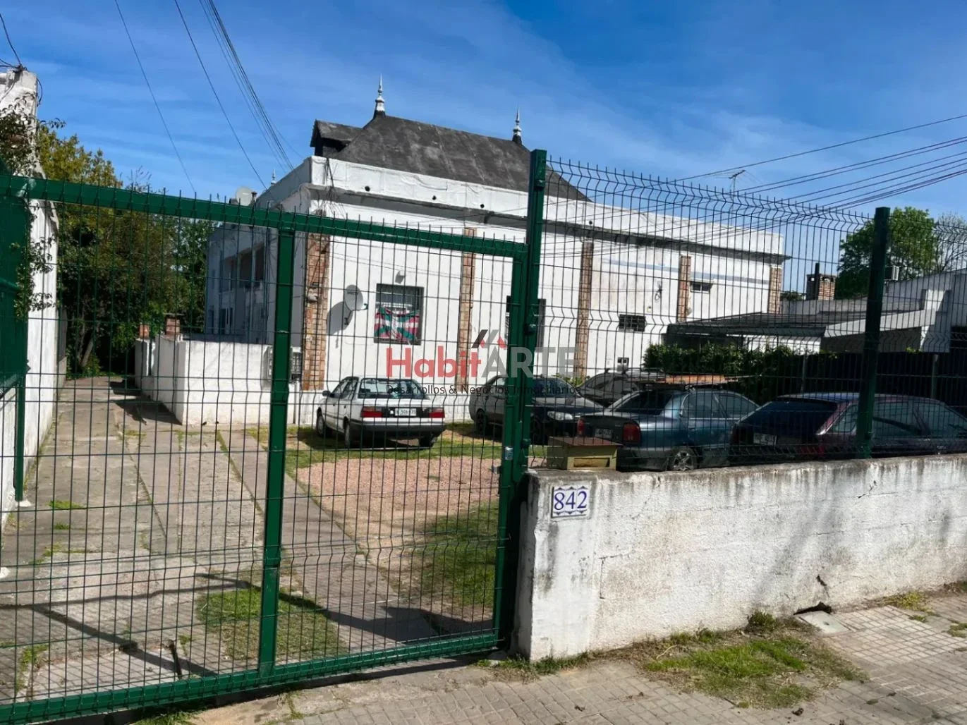 Casa en alquiler c/ cochera en Paso de las Duranas - Imagen 1