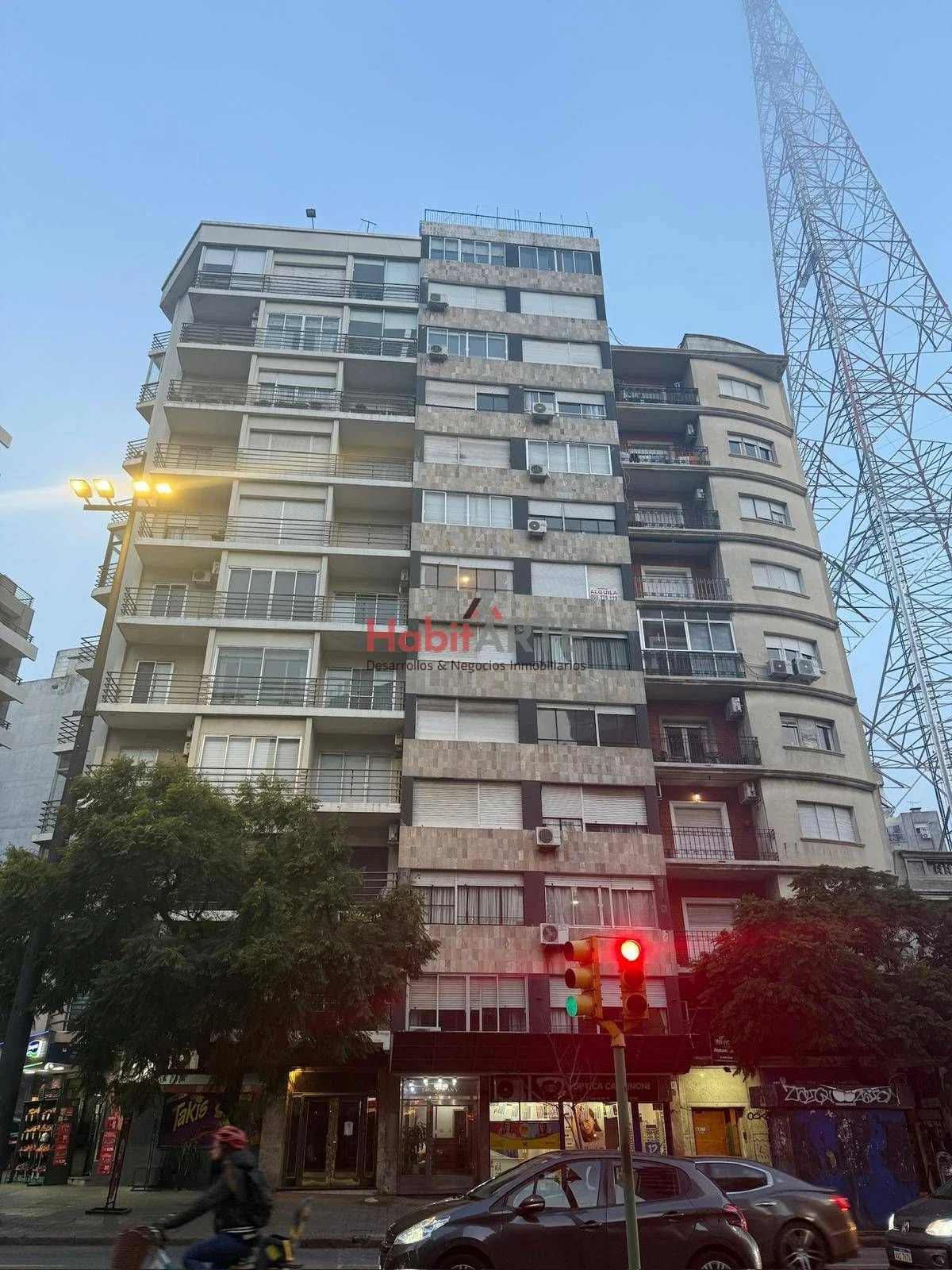 Apartamento en alquiler en Tres Cruces - Imagen 3