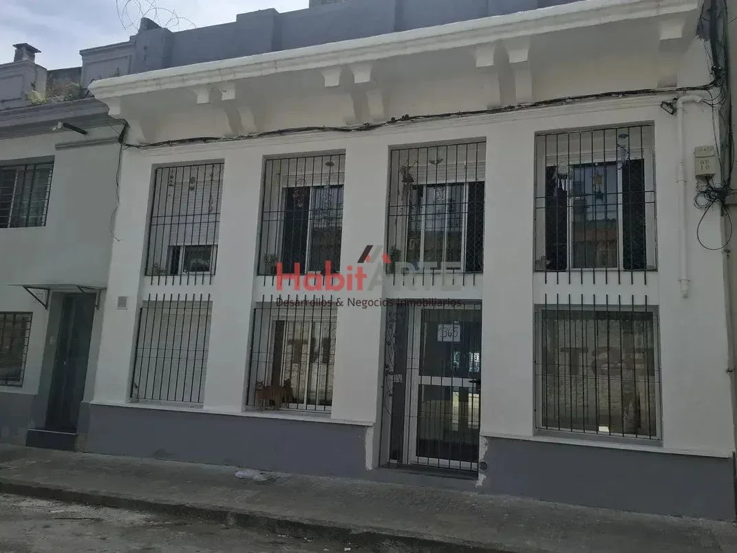 Apartamento en alquiler en Centro - Imagen 2