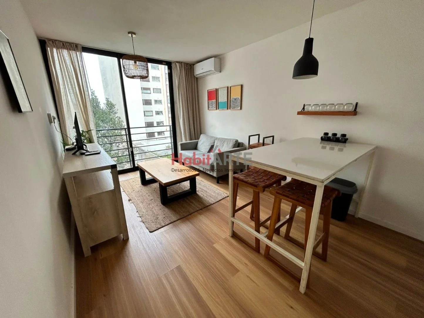 Apartamento en alquiler c/ cochera en Puerto Buceo - Imagen 3