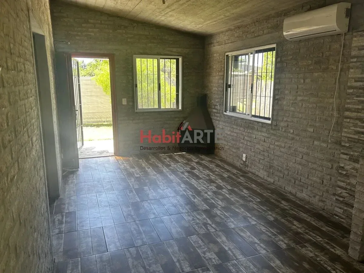 Casa en alquiler c/ cochera en Pinamar - Imagen 2