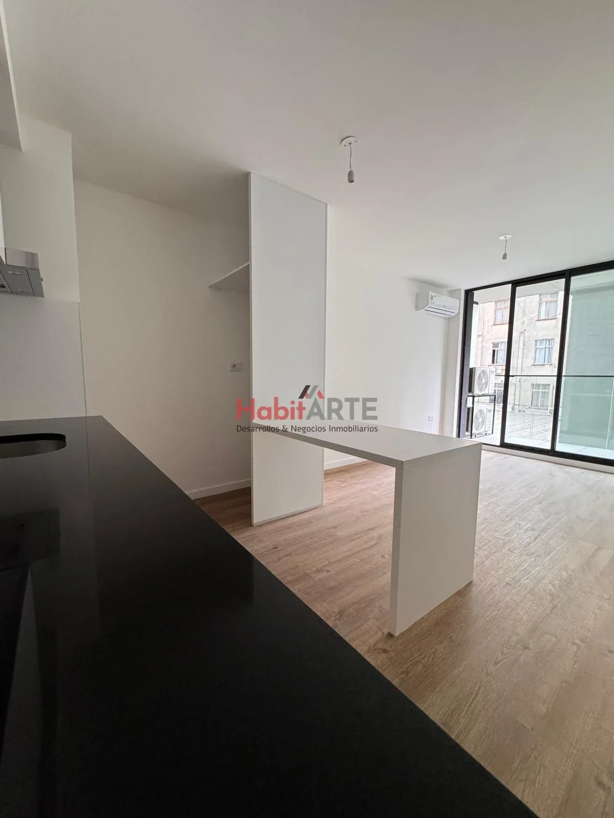Apartamento en alquiler c/ cochera en Centro - Imagen 1