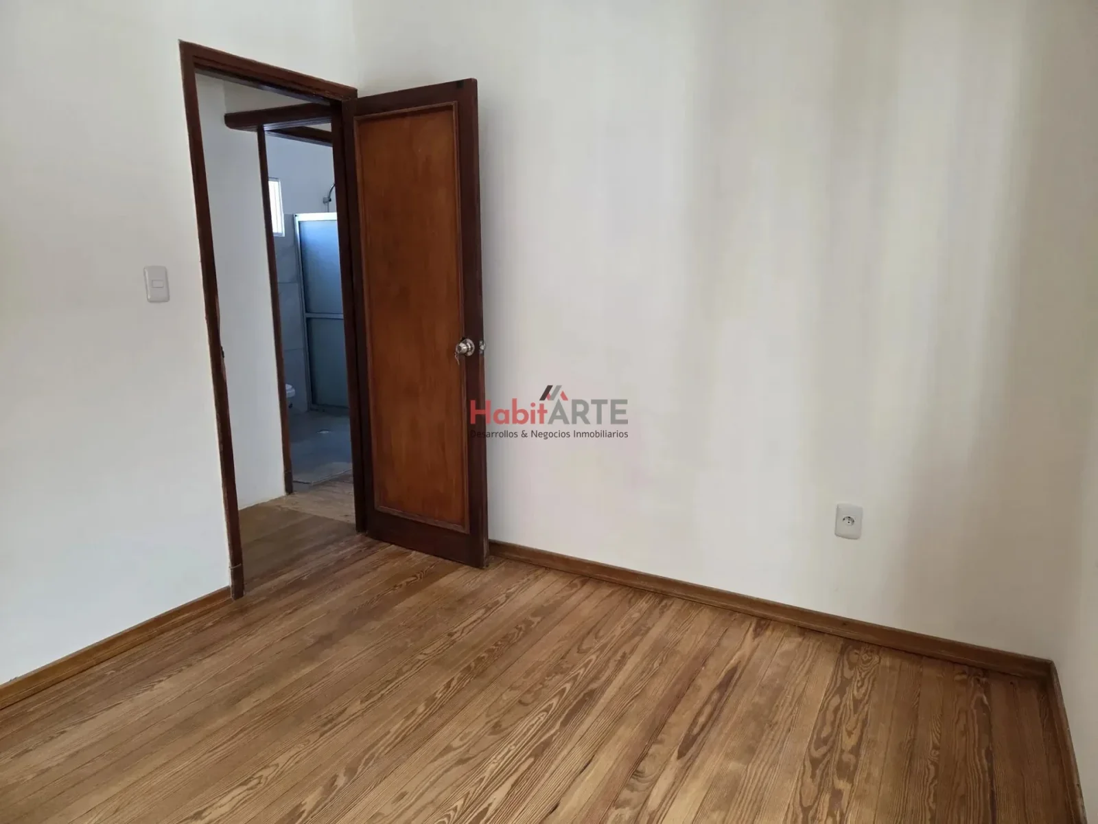 Casa en alquiler c/ cochera en La Blanqueada - Imagen 4