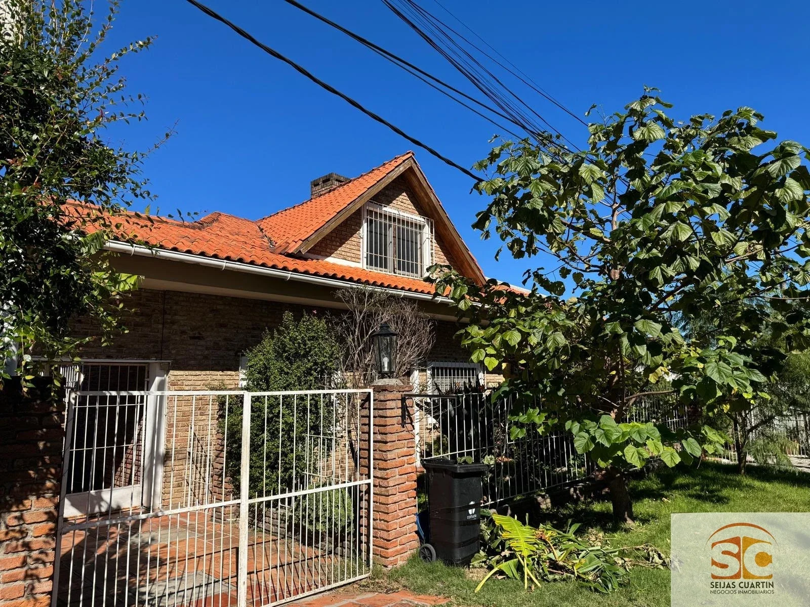 Casa en venta c/ cochera en Ciudad de la costa - Imagen 1