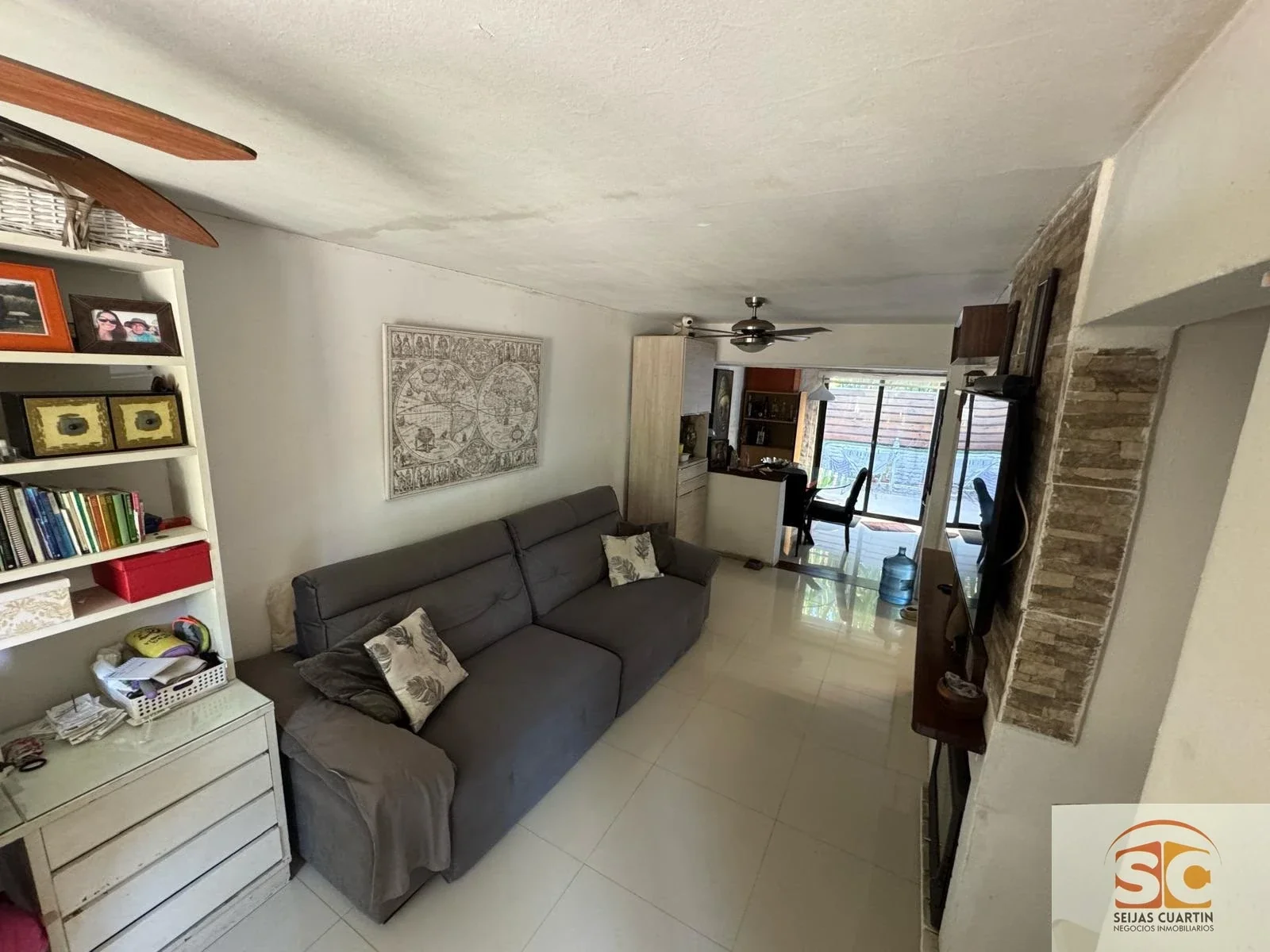 Casa en venta 3 Dormitorio  c/2 cochera en Carrasco Norte - Imagen 3