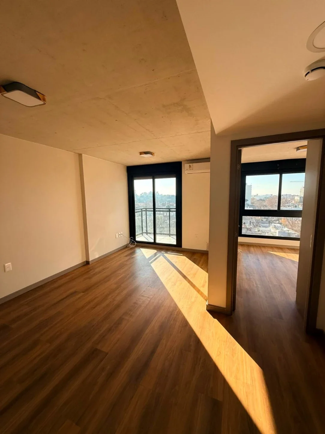 Apartamento en alquiler c/ cochera en Pocitos Nuevo - Imagen 3