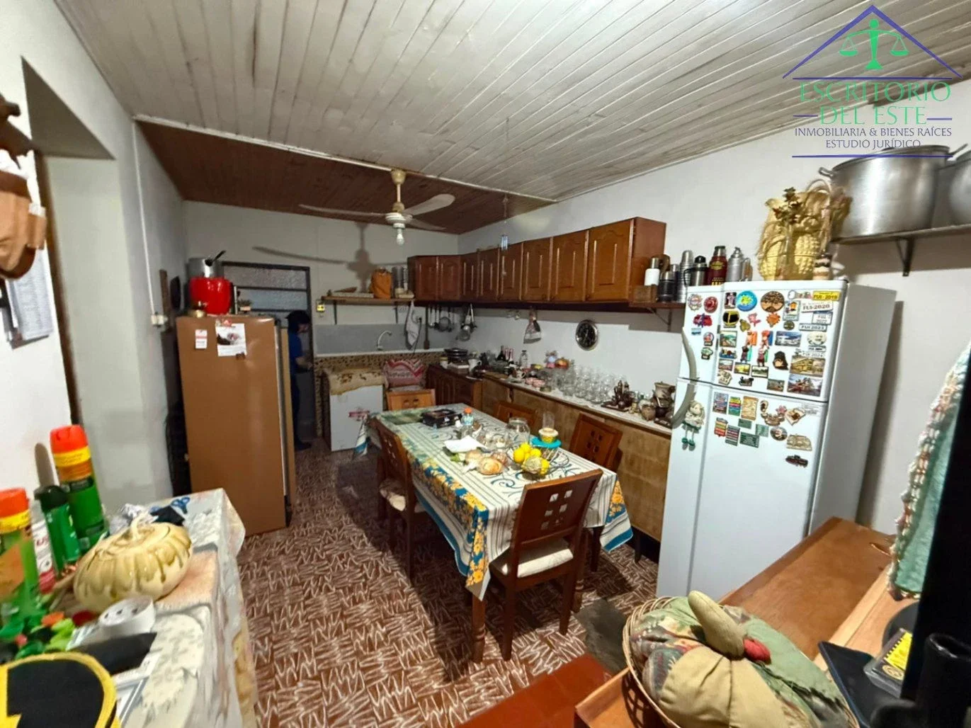 Casa en venta 5 ddormitorios, 3 baños c/ cochera en Pueblo Nuevo - Imagen 3