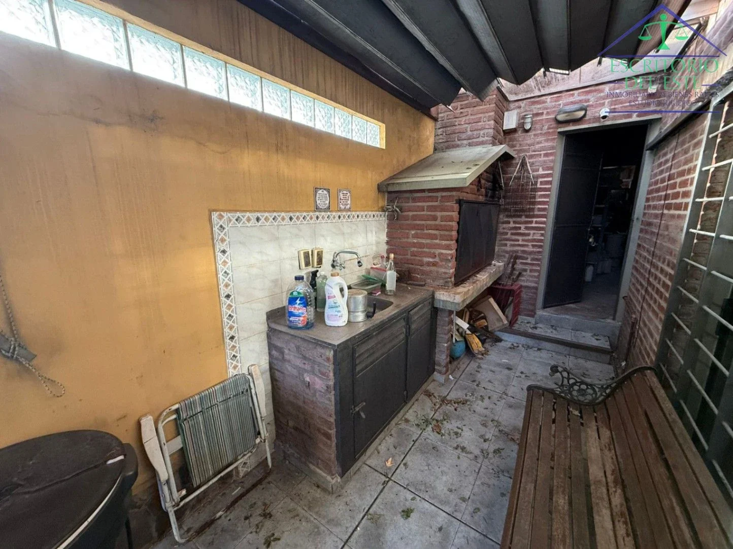 Casa en venta barrio Don Bosco, cochera y parrilla - Imagen 5
