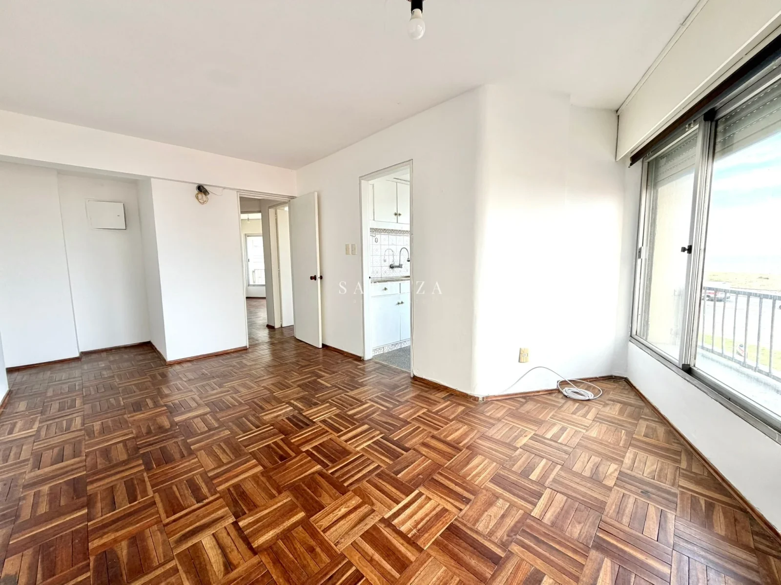 Alquiler Apartamento 2 dormitorios Malvin Sur al frente vista al mar calefacción - Imagen 4