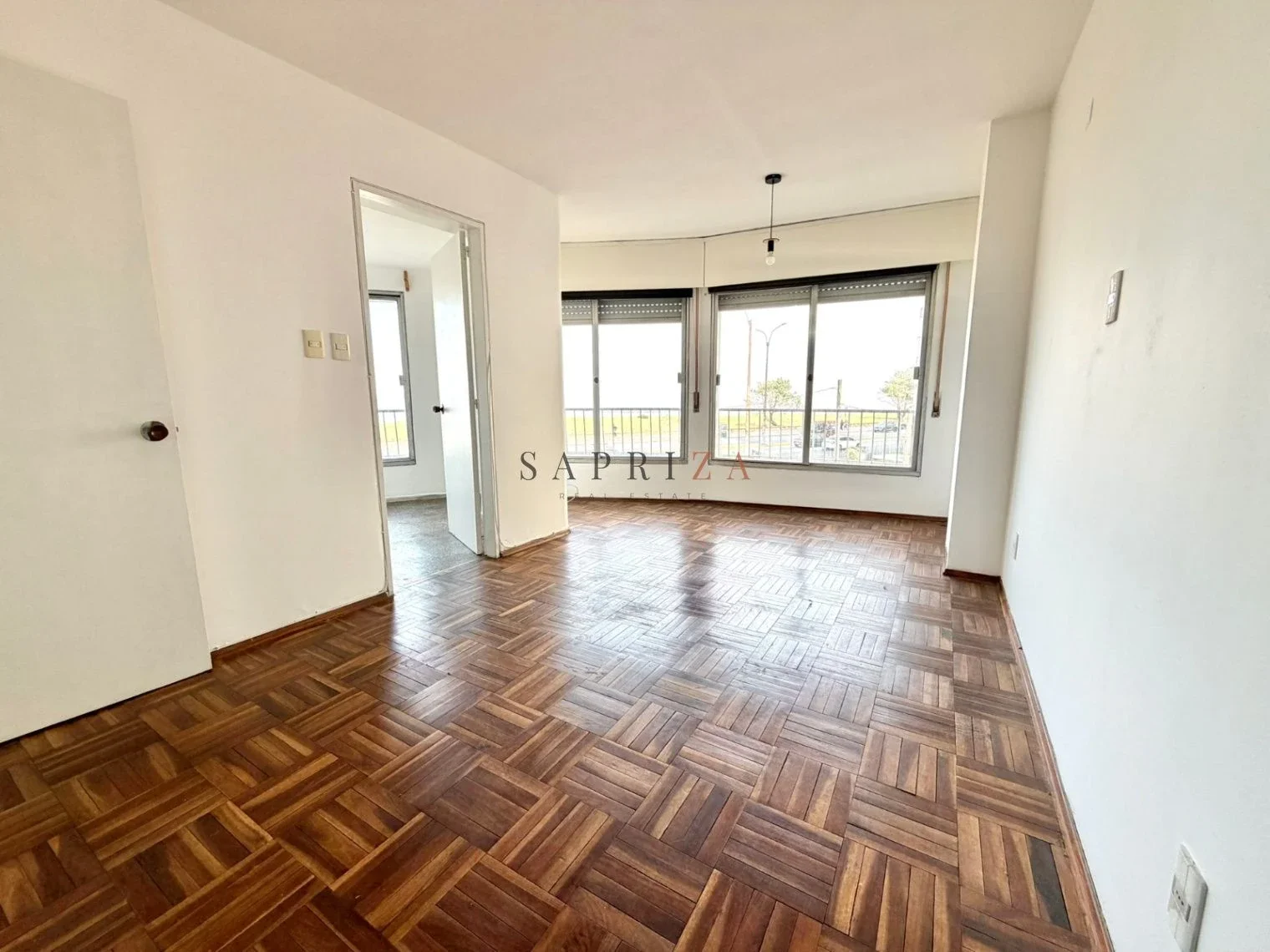 Alquiler Apartamento 2 dormitorios Malvin Sur al frente vista al mar calefacción - Imagen 1