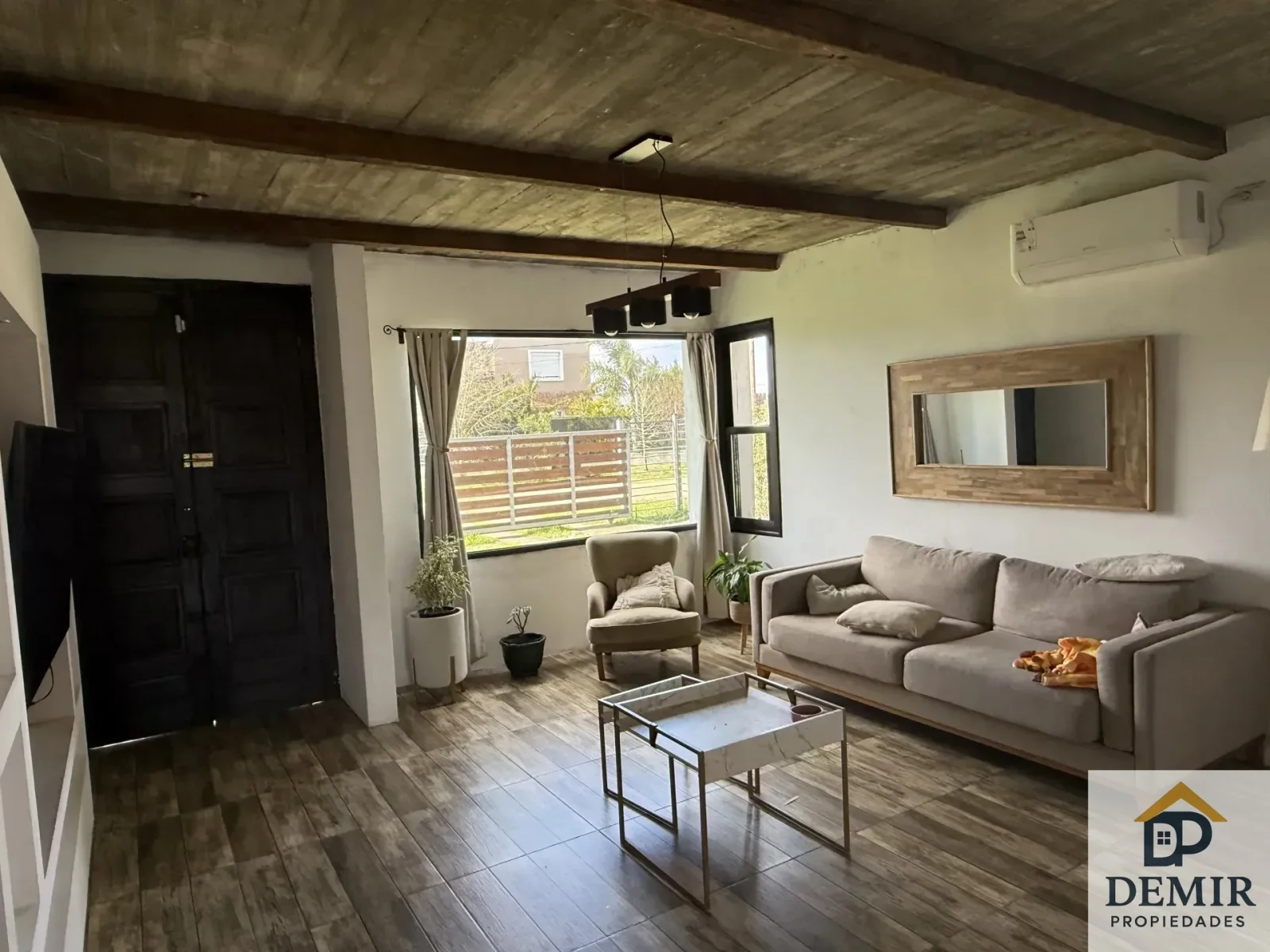 Casa en venta c/ cochera en Barros Blancos - Imagen 2