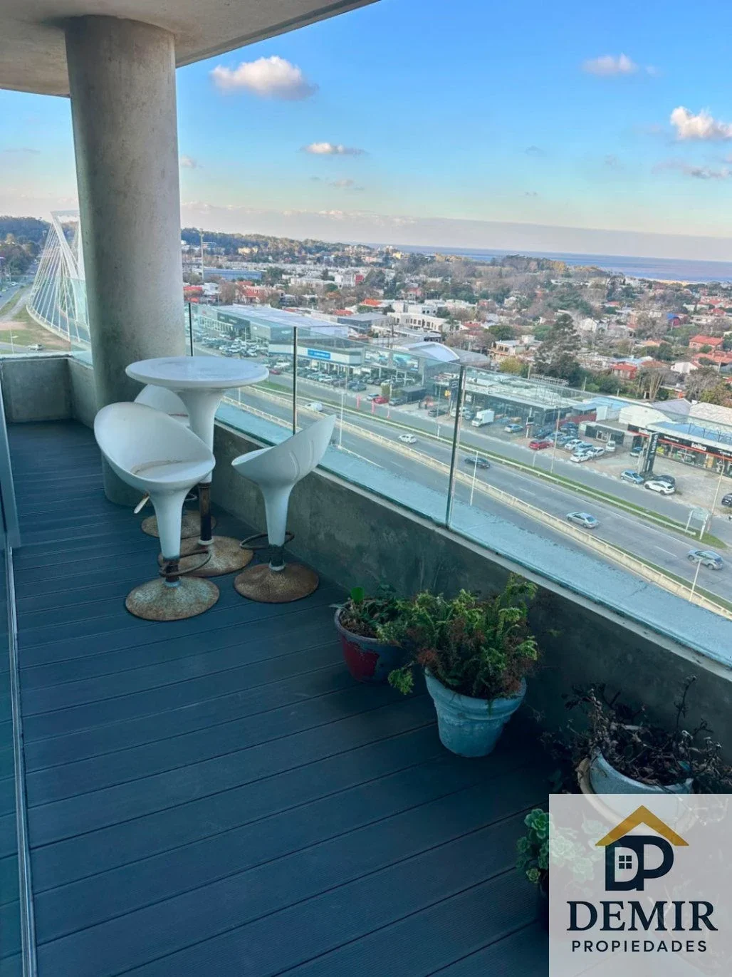 Apartamento en venta c/ cochera en Ciudad de la costa - Imagen 4