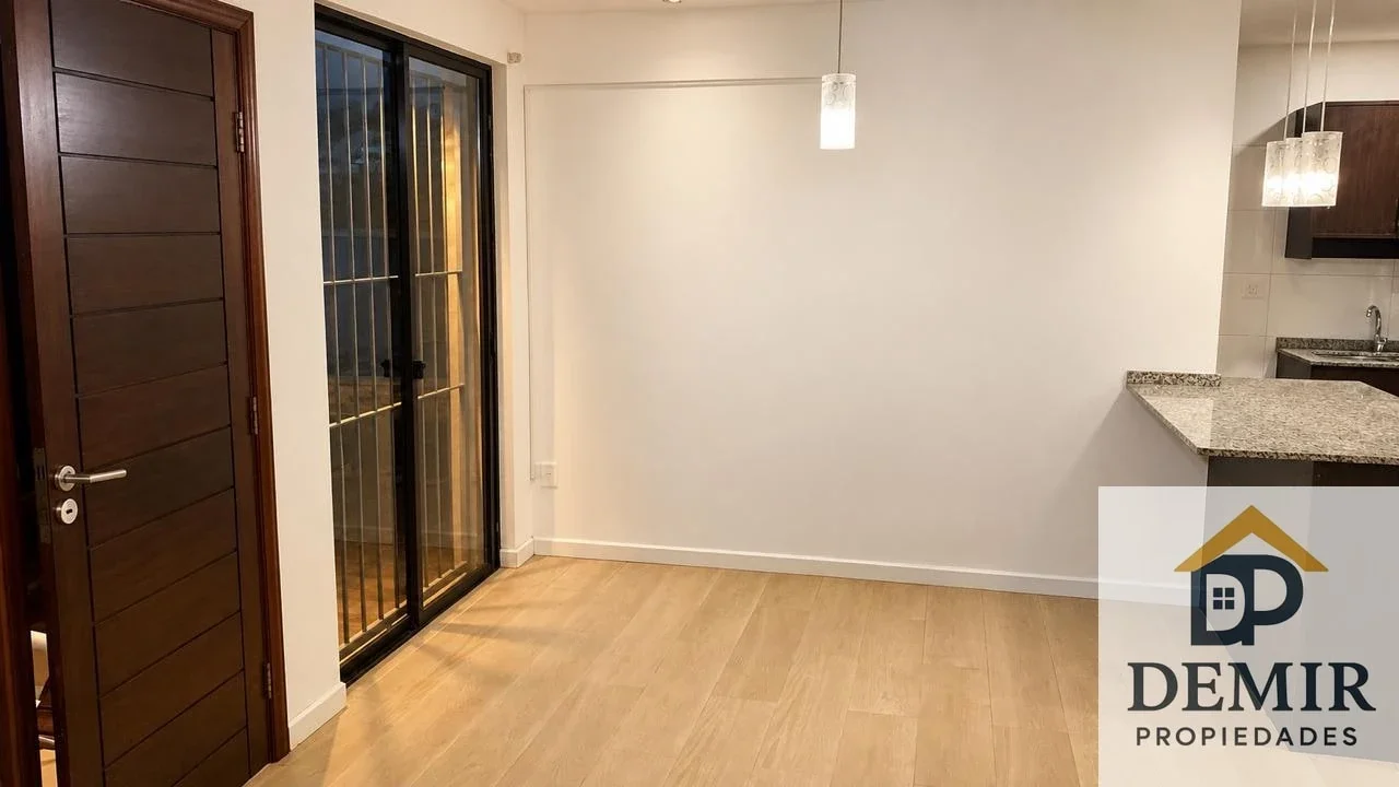 Casa en venta c/ cochera en Solymar - Imagen 3