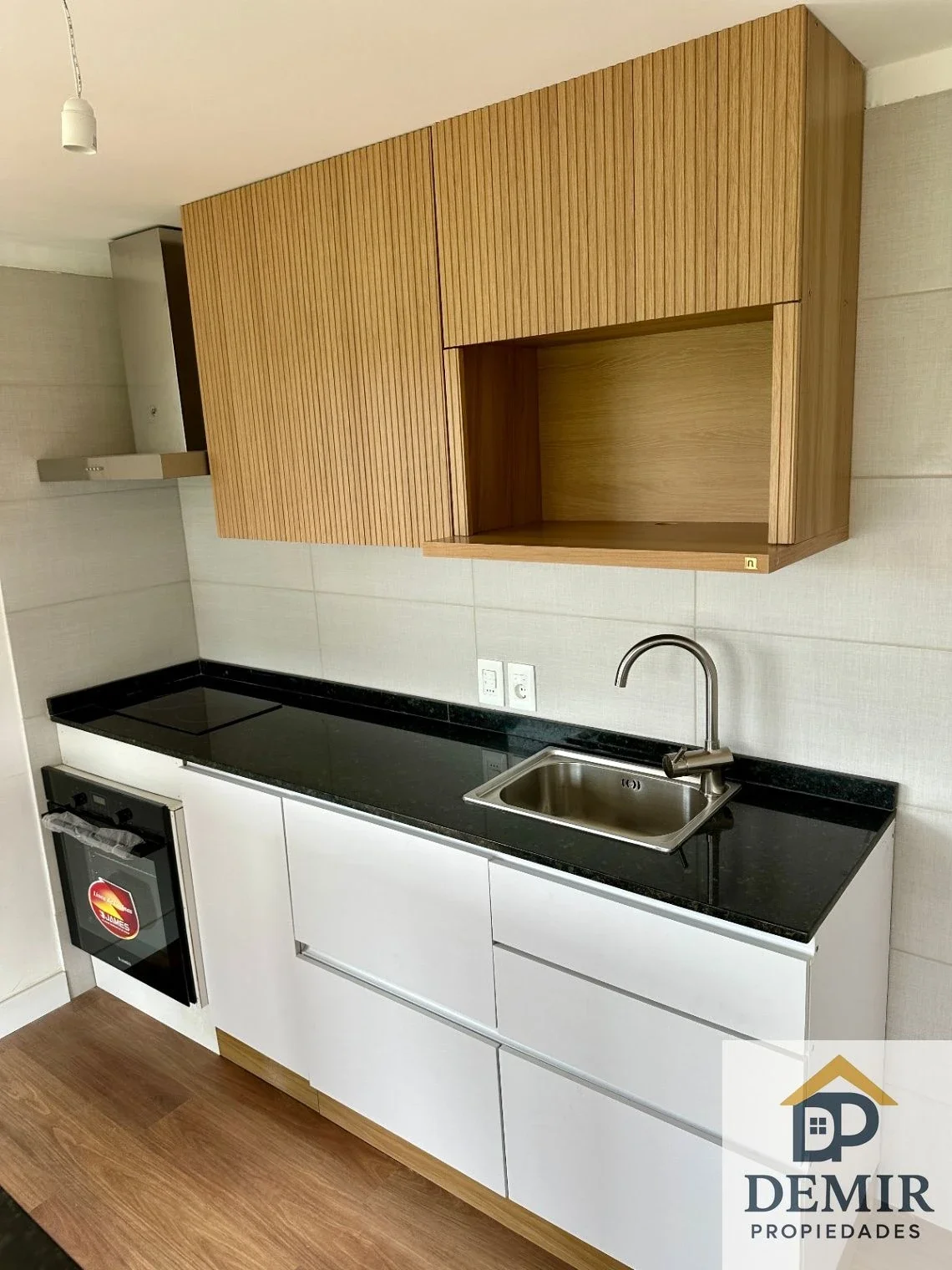 Casa a estrenar en Solymar Sur con patio, parrillero y cochera - Imagen 5