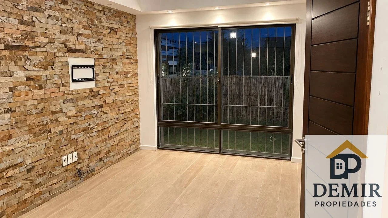 Casa en venta c/ cochera en Solymar - Imagen 4