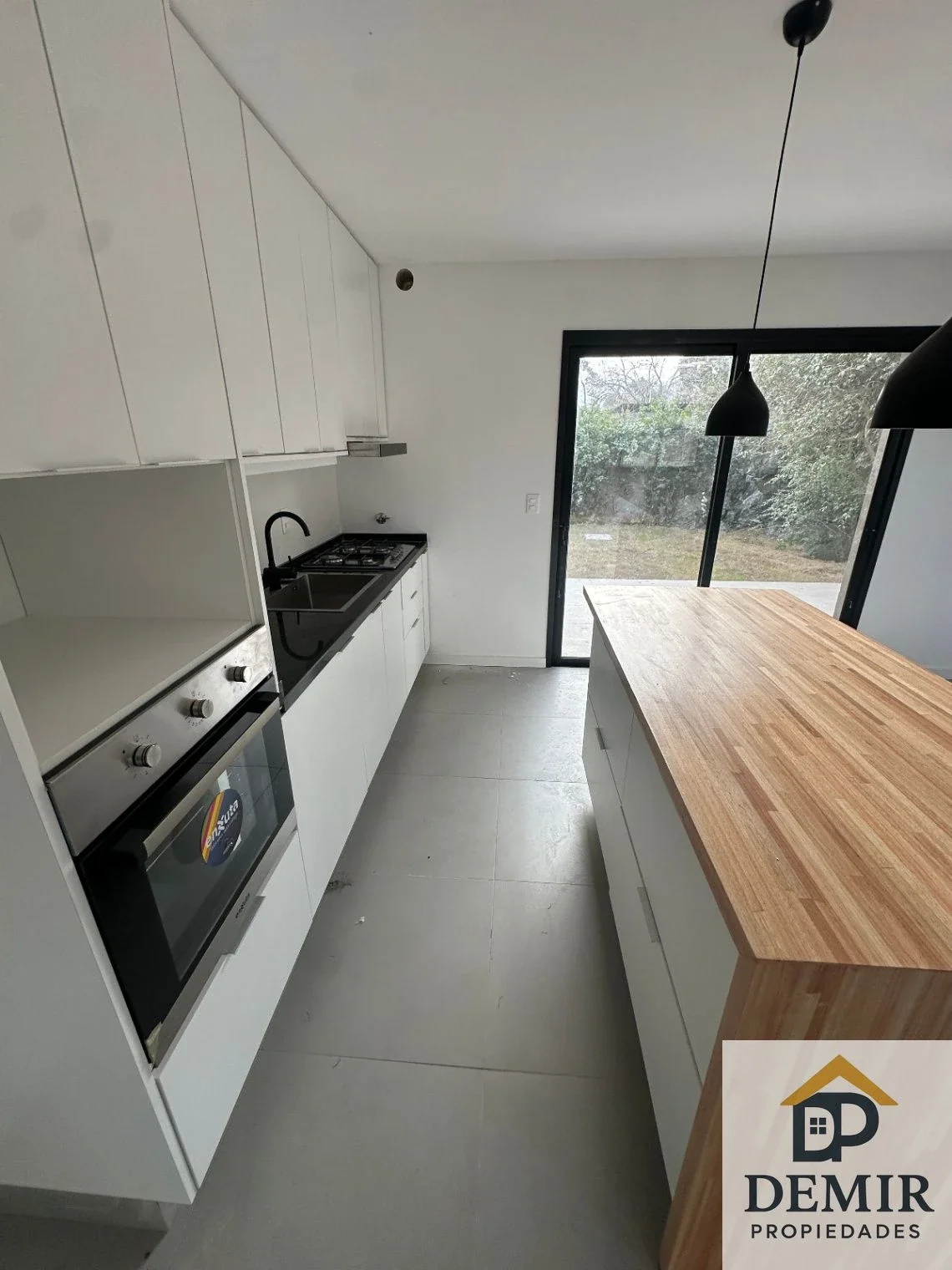Casa en venta c/ cochera en Lagomar - Imagen 5