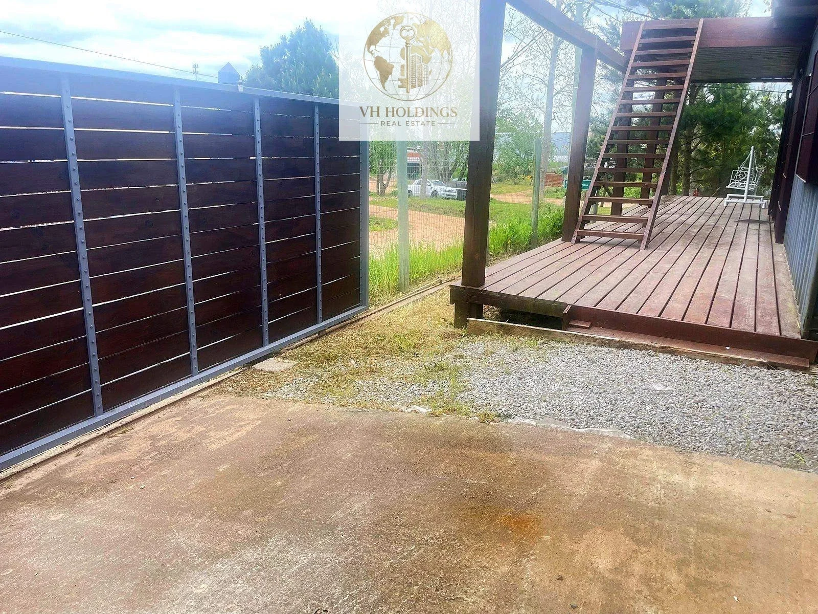 Casa en alquiler c/ cochera en Altos de la Laguna - Imagen 3