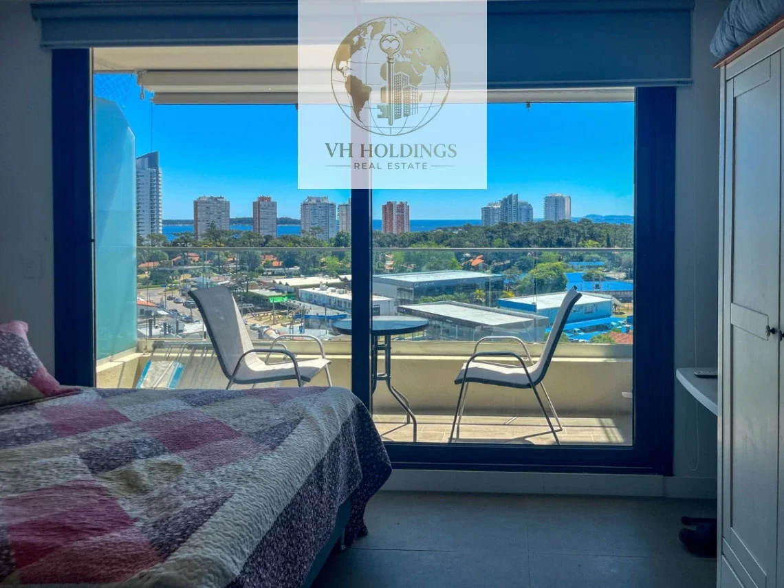 Apartamento en venta en Playa Mansa - Imagen 3