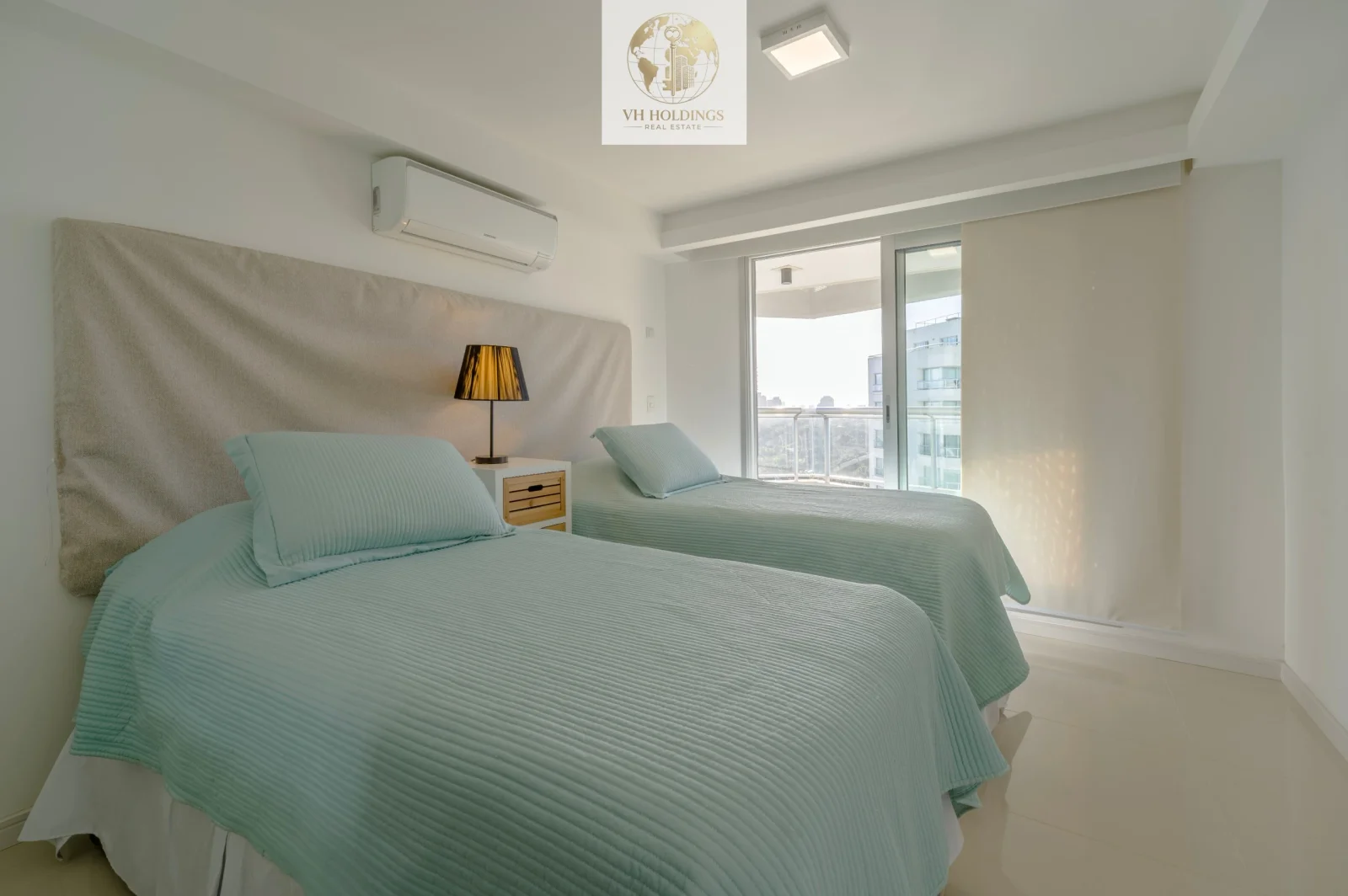 Apartamento en venta c/ cochera en Playa Brava - Imagen 4