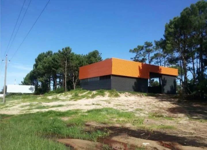 Galpón en alquiler de 1050m2 ubicado en Santa Lucía del Este - Imagen 2