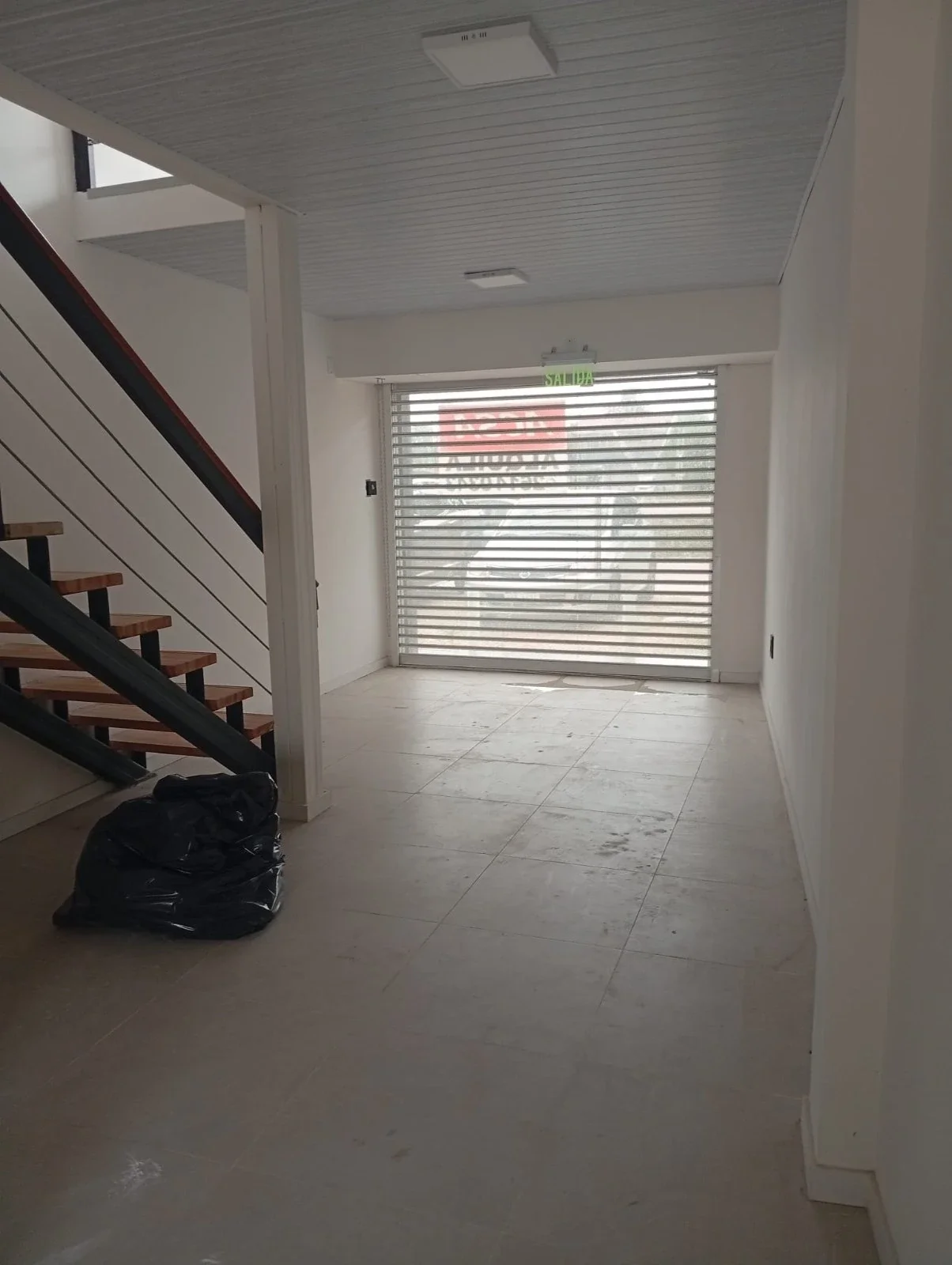 Local Comercial en alquiler ubicado en Lagomar - Imagen 3