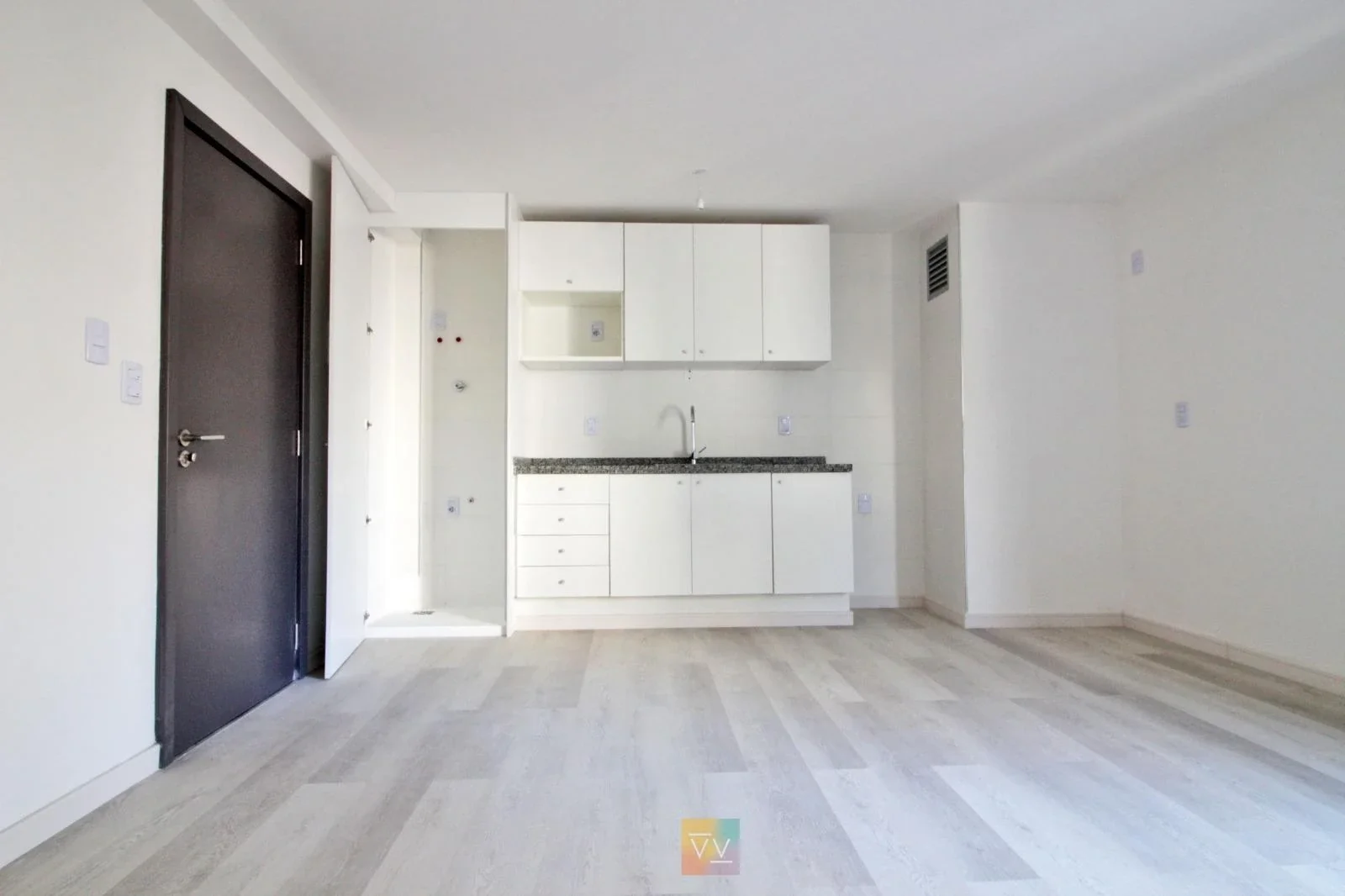 Apartamento en alquiler en Tres Cruces - Imagen 2