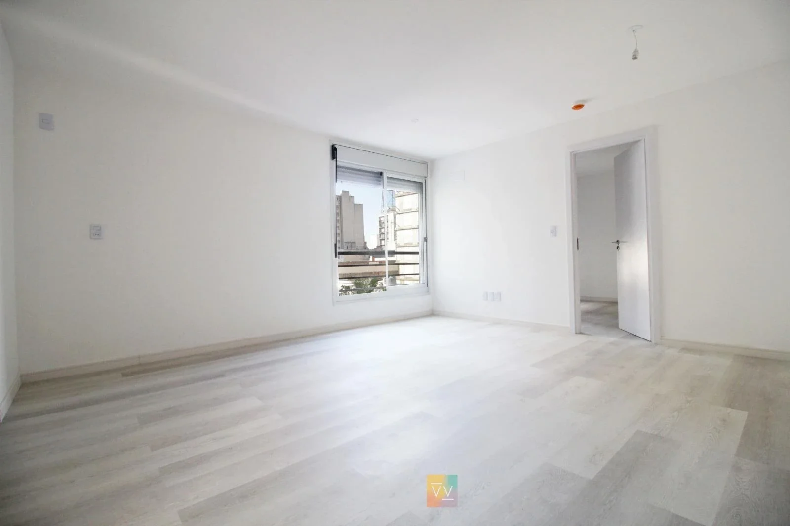 Apartamento en alquiler en Tres Cruces - Imagen 3