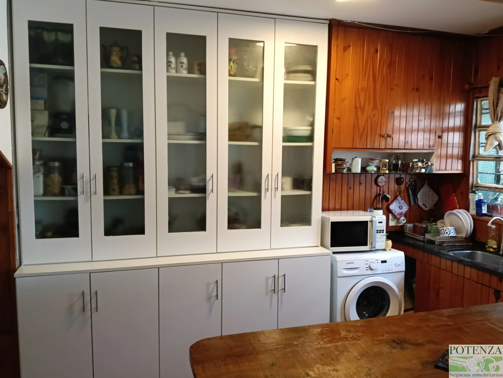 Casa en venta c/ cochera en Brazo Oriental - Imagen 2