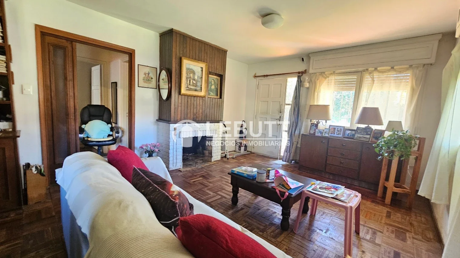 CASA EN VENTA UNA PLANTA 3 DORMITORIOS 2 BAÑOS  JARDIN AL FRENTE PUNTA GORDA - Imagen 2
