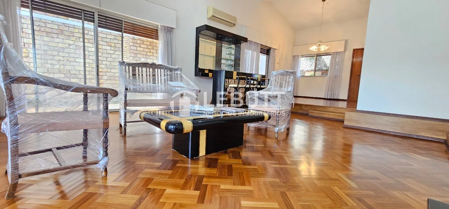 Casa Venta 3 Dormitorios 3 Baños Servicio.  Garaje x 2 Punta Gorda - Imagen 3
