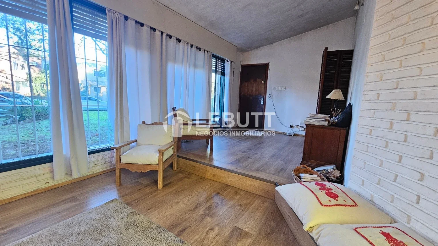 CASA VENTA UNA PLANTA 4 DORMITORIOS 2 BAÑOS 800 M2 TERRENO CARRASCO NORTE - Imagen 3