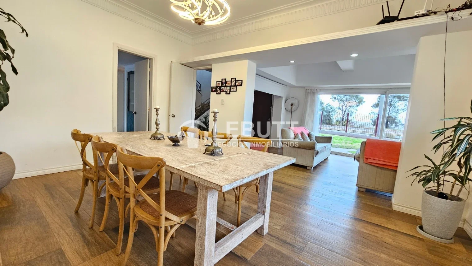 VENTA PUNTA GORDA RAMBLA 4 DORMITORIOS 4 BAÑOS PISCINA PARRILLERO GARAJE X 2 - Imagen 4
