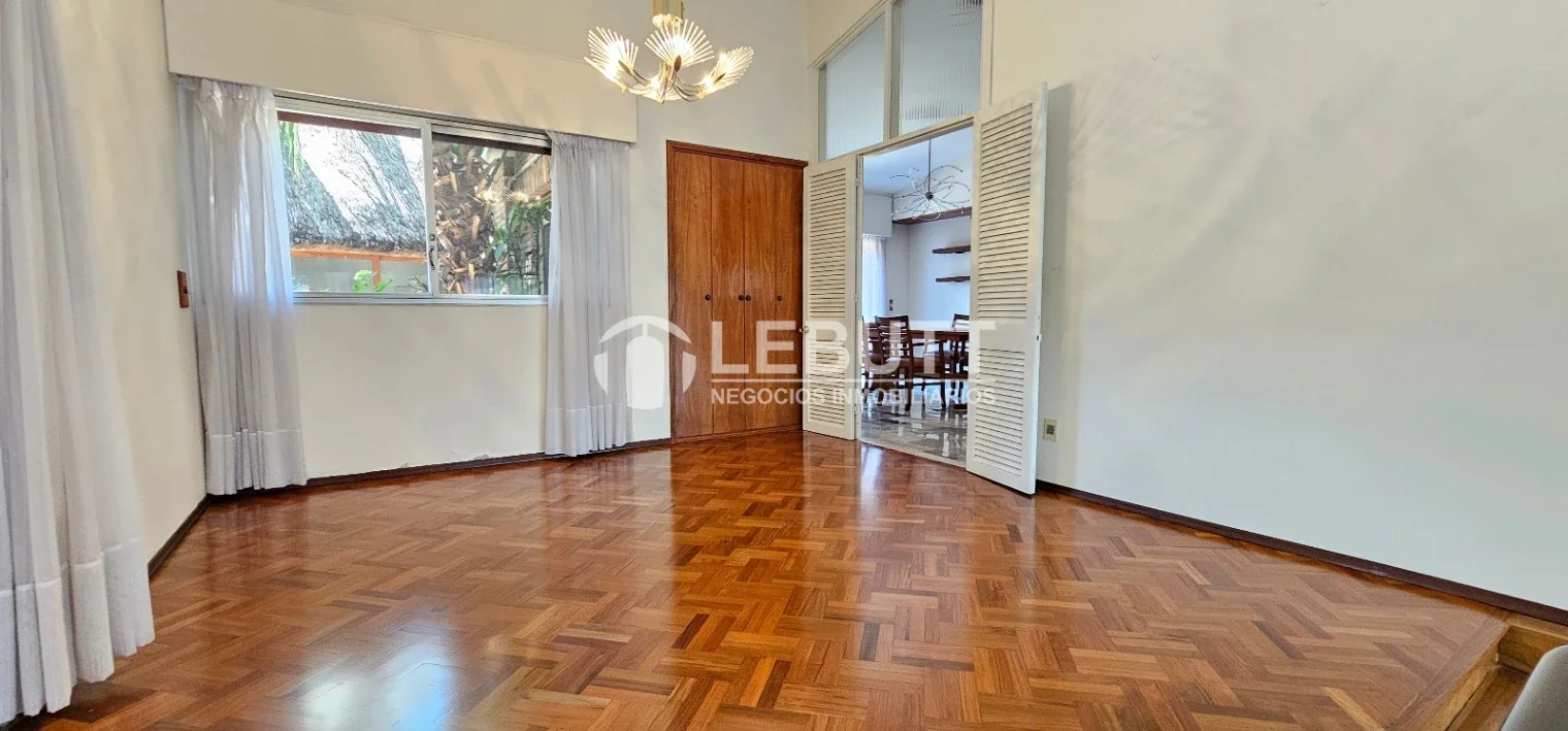 Casa Venta 3 Dormitorios 3 Baños Servicio.  Garaje x 2 Punta Gorda - Imagen 4