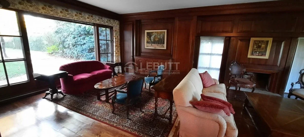 De Estilo. Excelente Carpintería 5 Dormitorios 5 Baños. Piscina Barbacoa 1900 m2 - Imagen 4