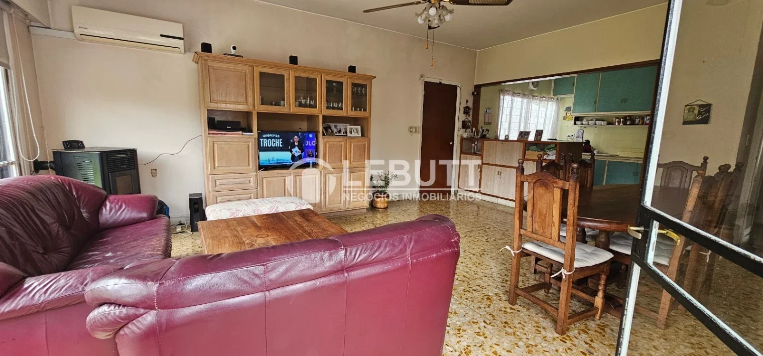 Casa 3 Dormitorios 2 Baños + Apartamento independiente. Garaje 970m Malvin - Imagen 5