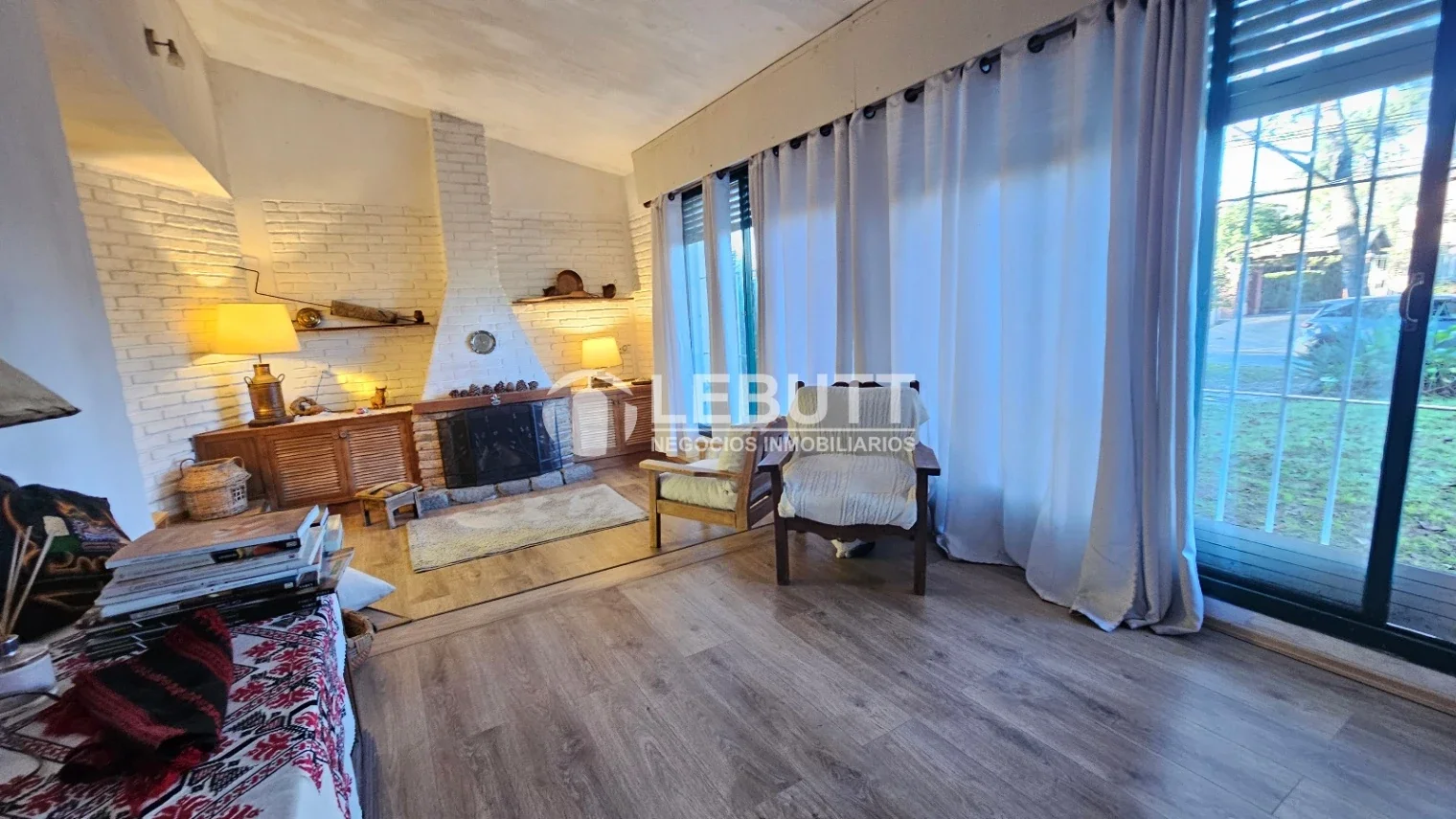 CASA VENTA UNA PLANTA 4 DORMITORIOS 2 BAÑOS 800 M2 TERRENO CARRASCO NORTE - Imagen 2