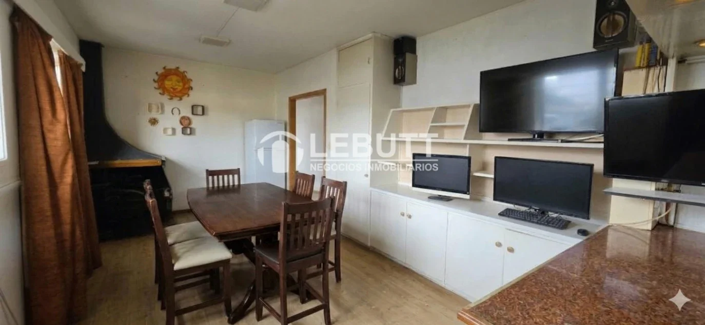 Casa Venta Malvin Terreno 900m2  Edif. 400 m2 . 5 Dorm 4 Baños Piscina - Imagen 5