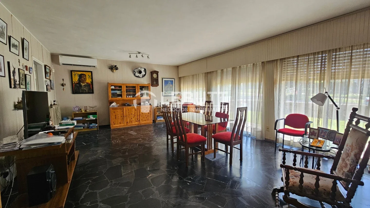 Casa Venta  Punta Gorda Ambientes Amplios. EMPRESA O FAMILIA  Zona Colegios - Imagen 3