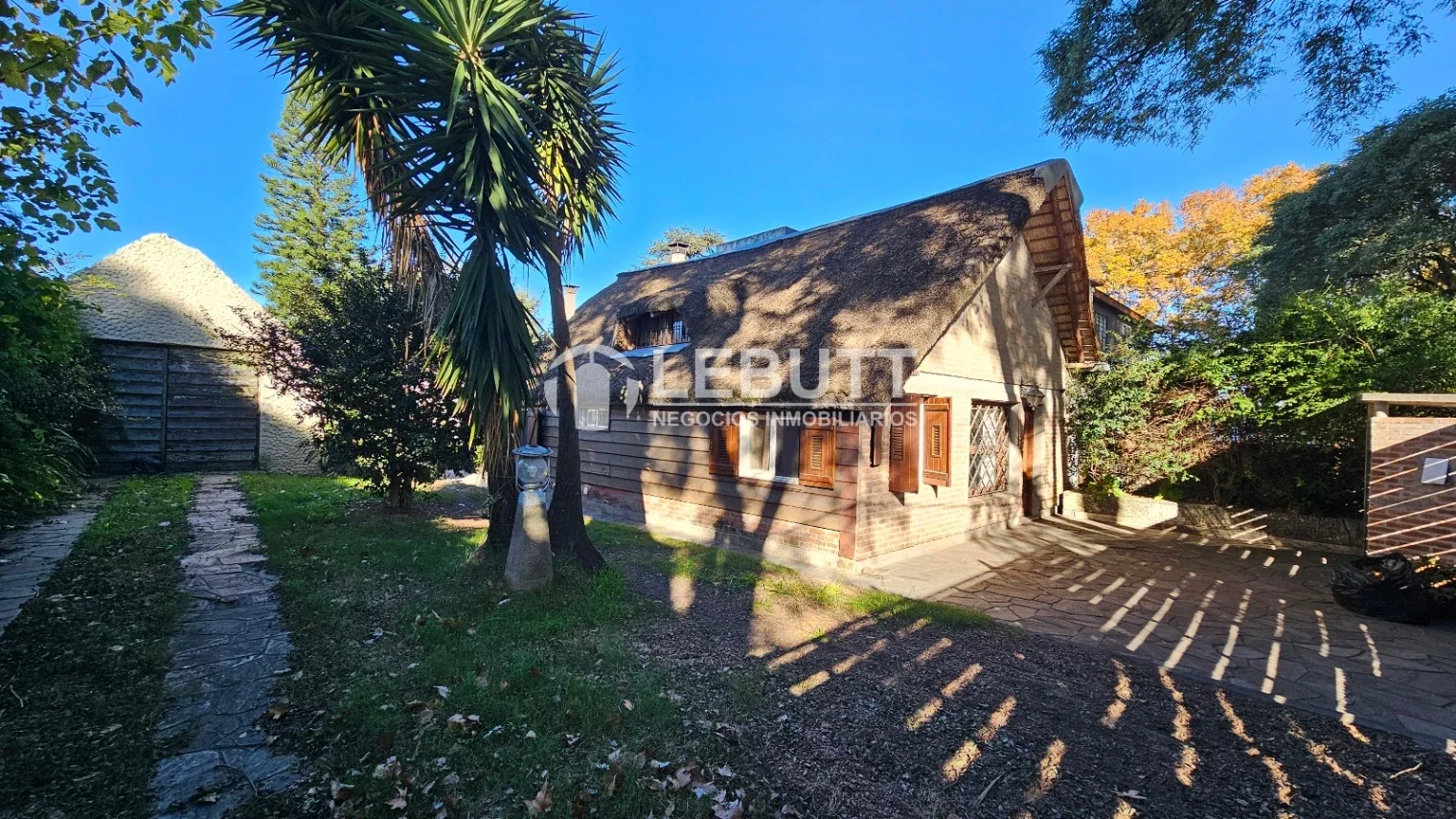 CASA VENTA MUY VERSATIL FAMILIA GRANDE O PROYECTO PARA  RENTA  750 M2 TERRENO - Imagen 2