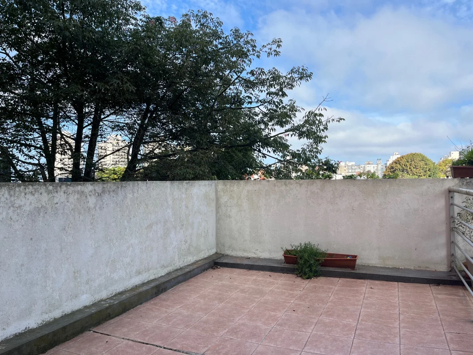 Apartamento En Alquiler En Pocitos Monoambiente con patio a metros de WTC - Imagen 3