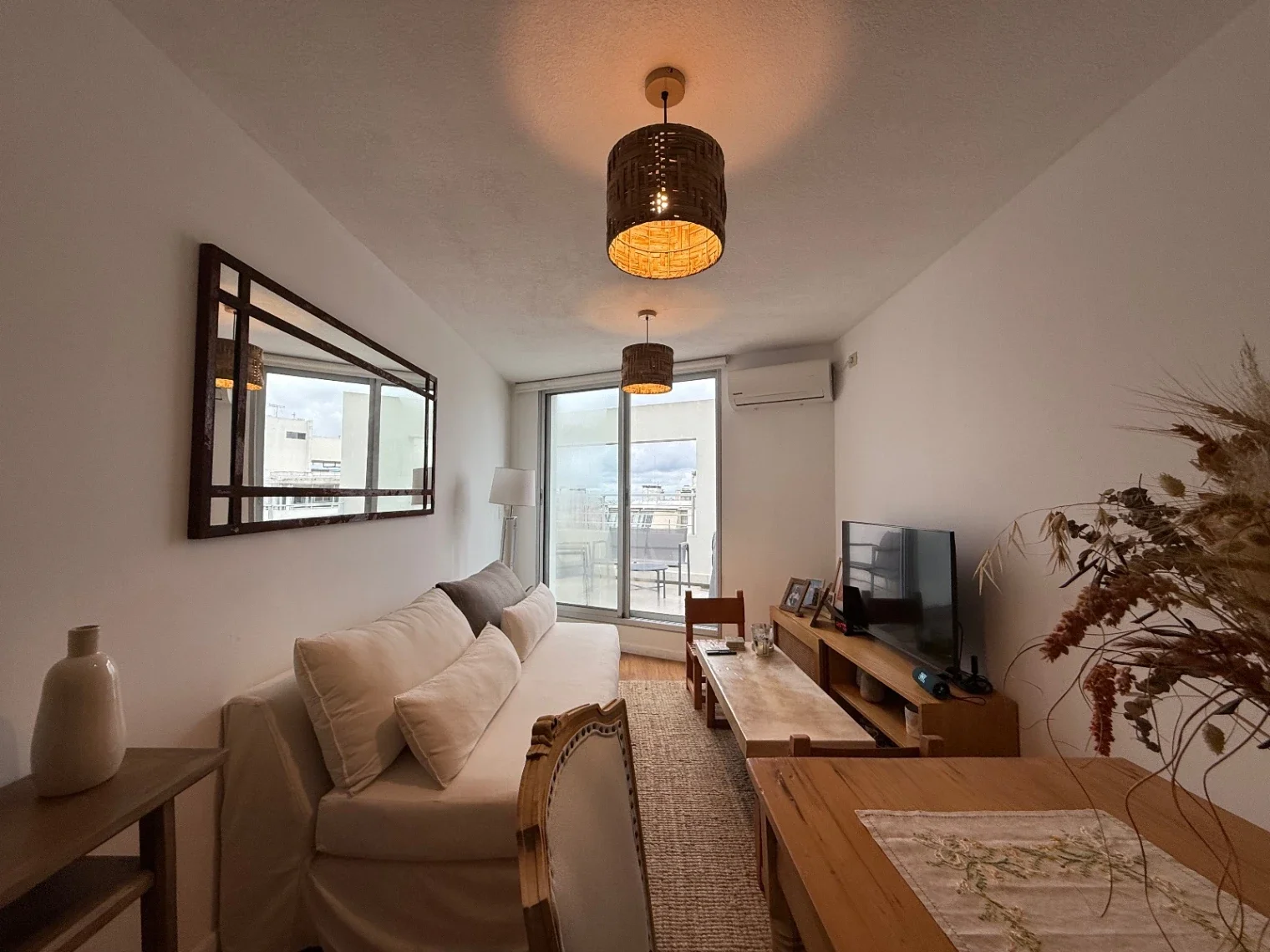 Apartamento En Alquiler En Pocitos 1 Dormitorio Con Garage sobre Av. Brasil - Imagen 4