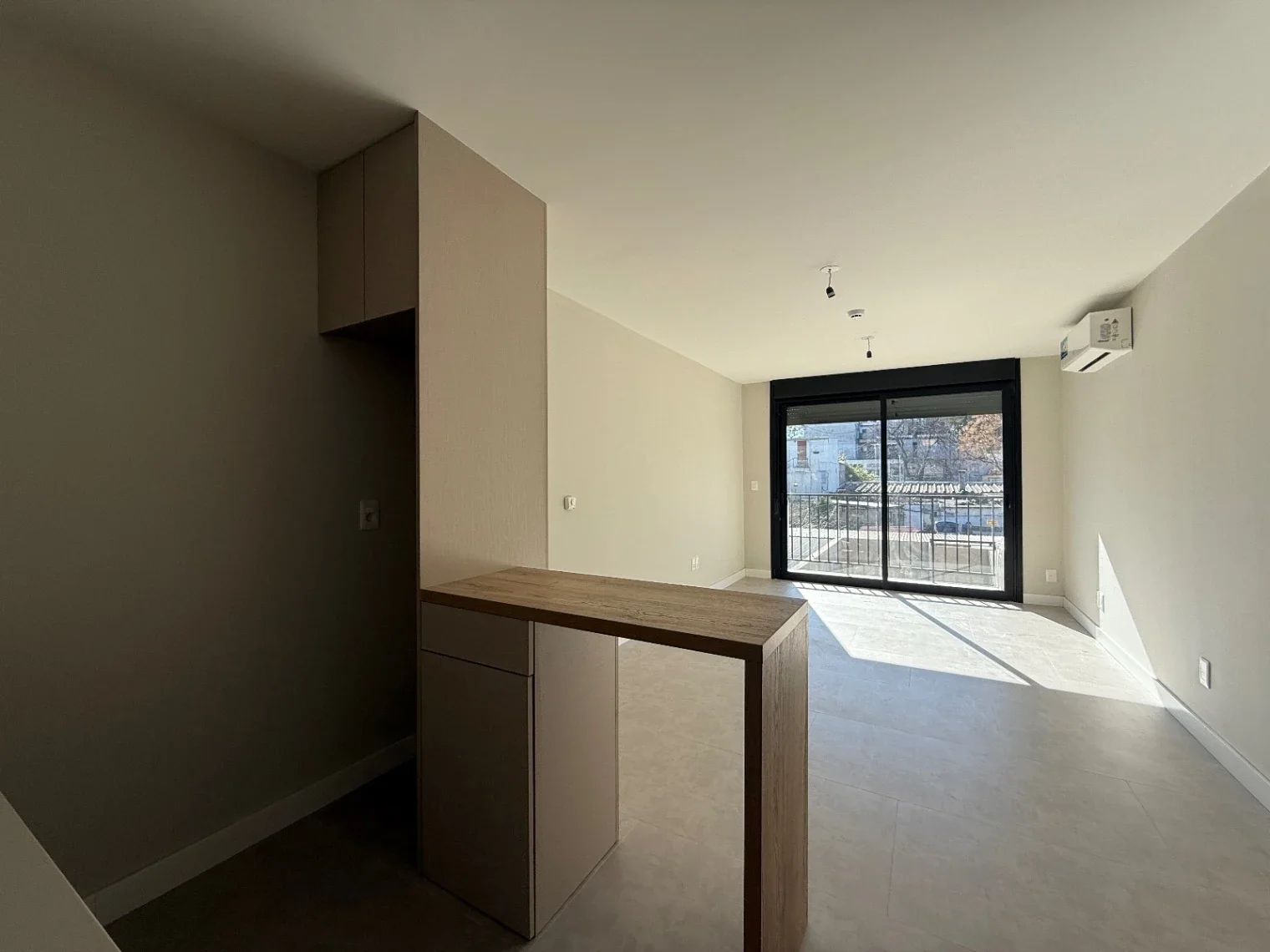 Apartamento En Alquiler En Puerto Buceo Monoambiente A Estrenar - Imagen 2