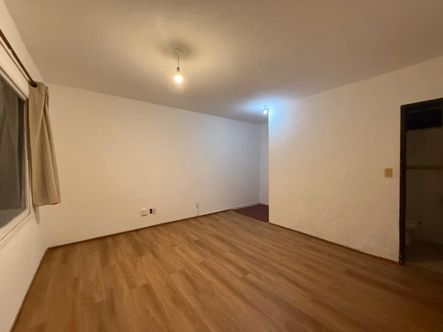 Apartamento En Alquiler En Cordón Monoambiente Prox. 18 de Julio - Imagen 2