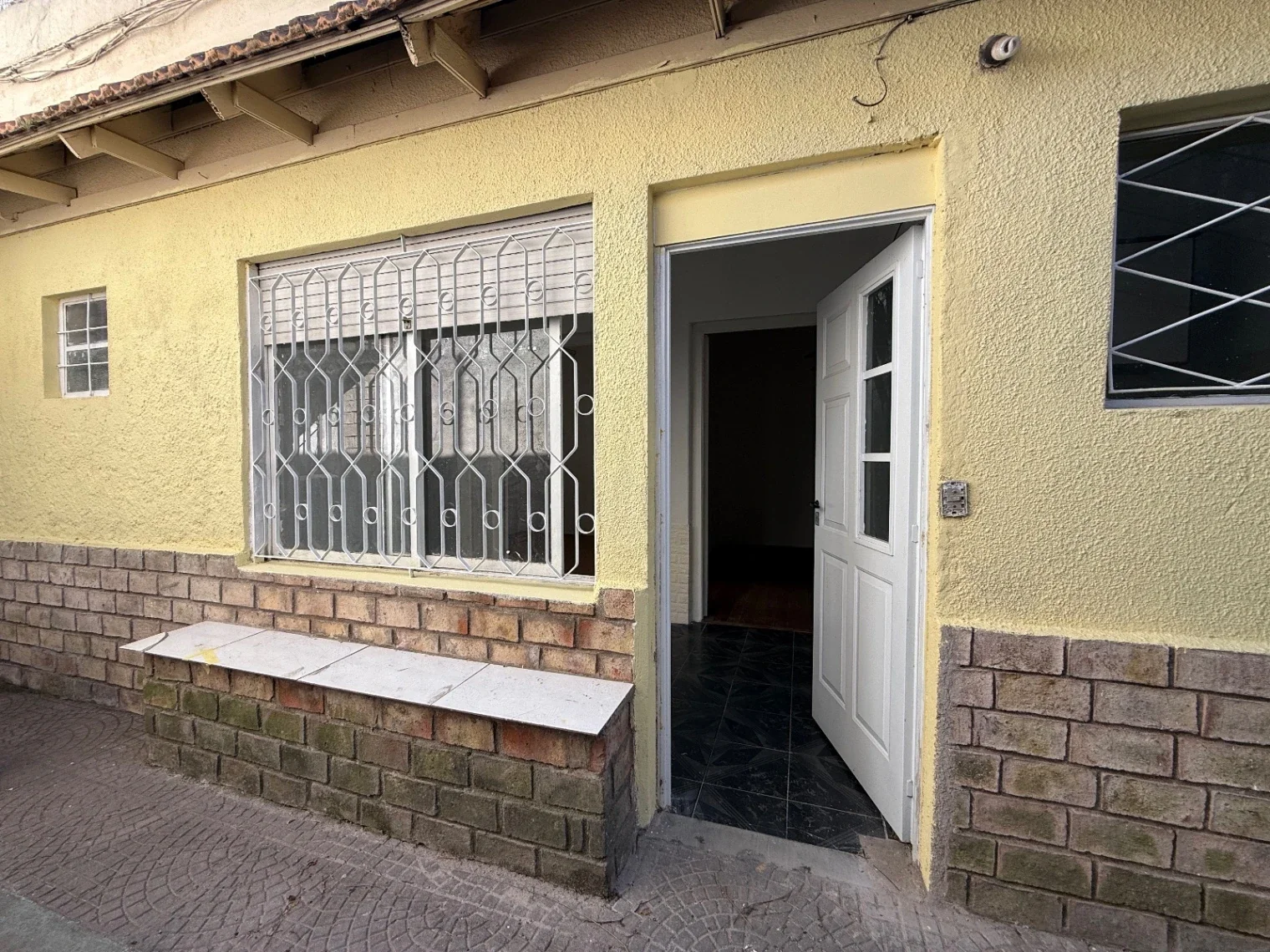 Casa En Alquiler En Buceo De Dos Dormitorios - Imagen 1