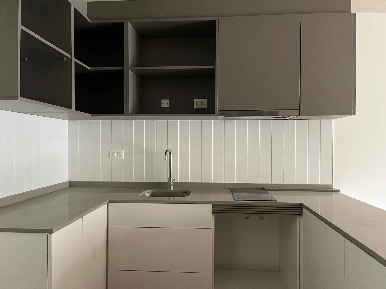 Apartamento En Alquiler En El Centro De Un Dormitorio Con Garage - Imagen 5