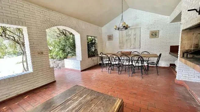 Casa en alquiler c/ cochera en Playa Mansa - Imagen 5