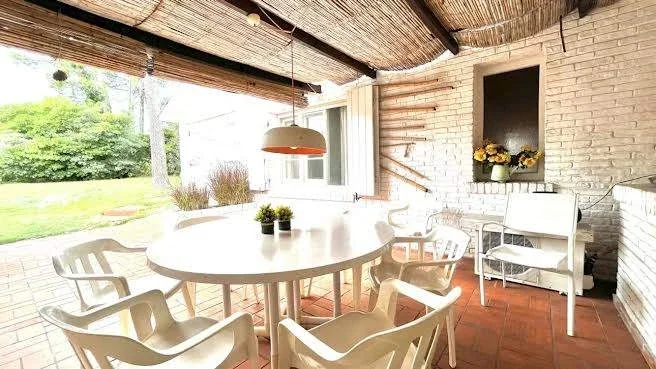 Casa en alquiler c/ cochera en Playa Mansa - Imagen 5