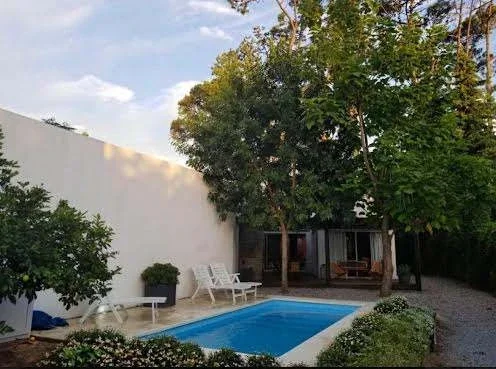 Casa en alquiler c/ cochera en Pinares - Imagen 3