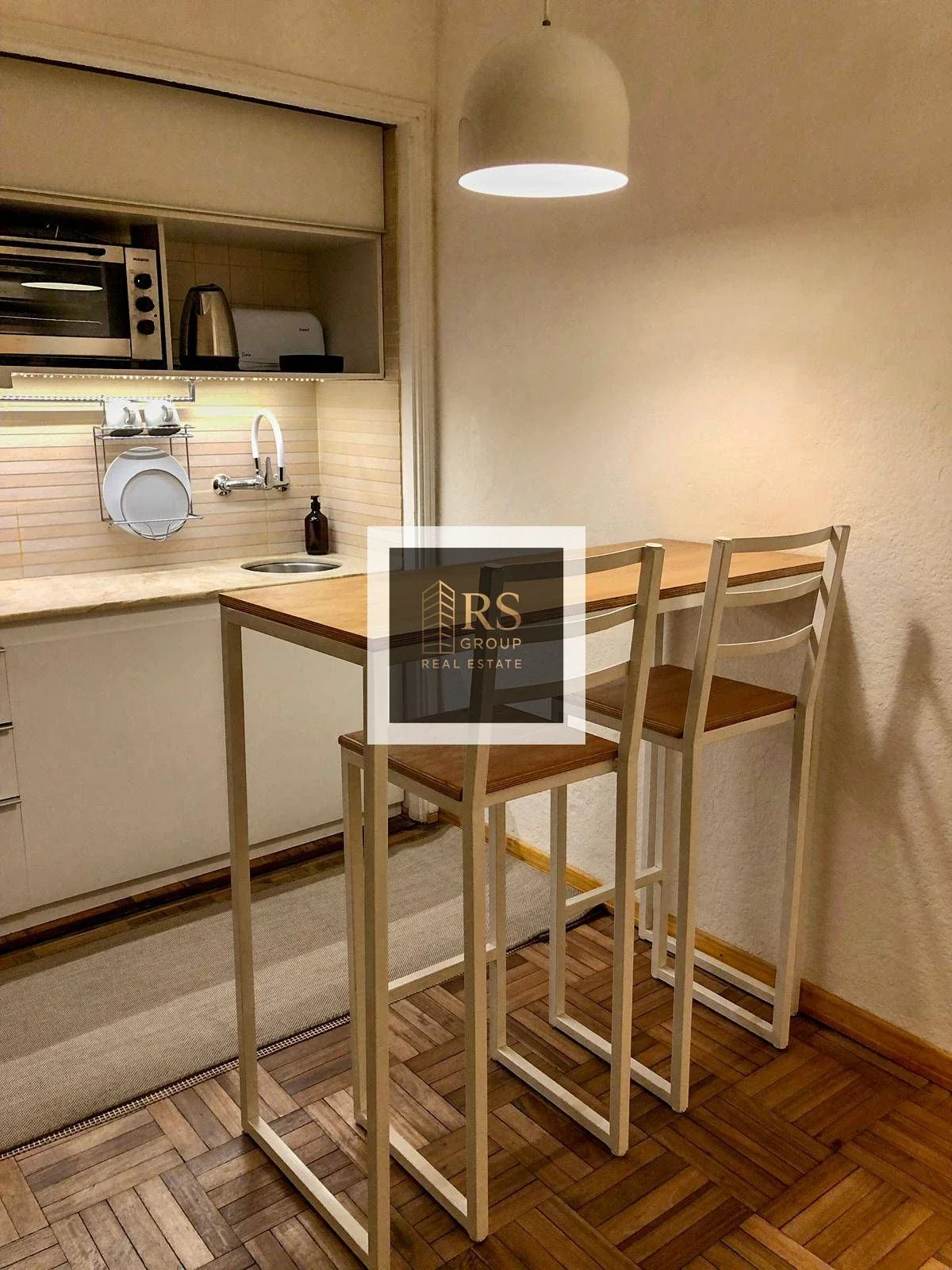 Apartamento en alquiler en Centro - Imagen 2